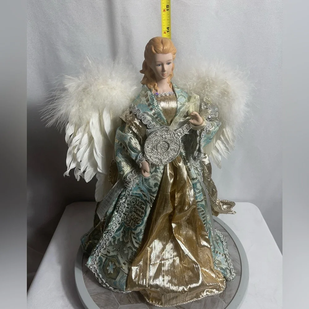 Source Unknown Angel Figurine with Gold and Cream Accents